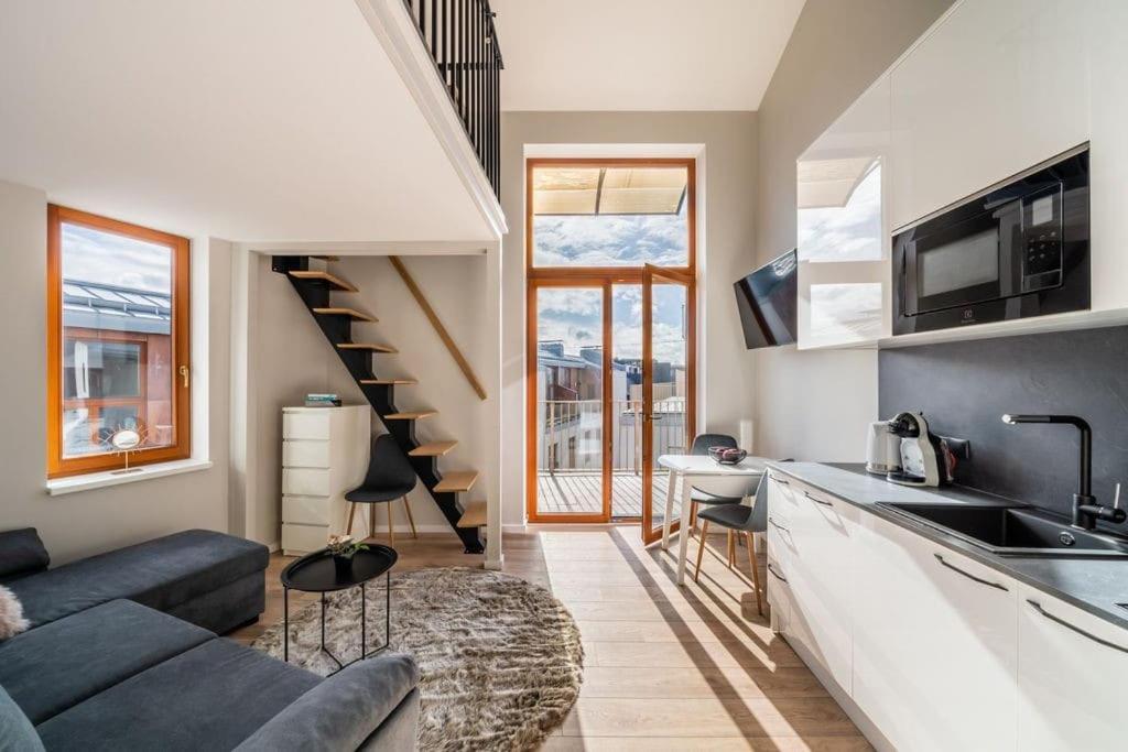 New Loft With Rooftop Terrace In The Old Town Rīga Exterior foto